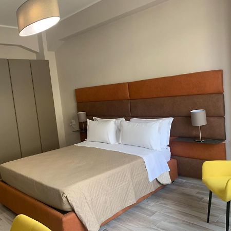 Tripepi Suites Reggio di Calabria Exteriör bild